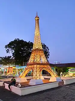 Eiffel Tower
