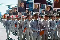 1965: Students holding Sun Yat-sen placards