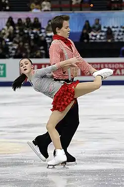 Apollinariia Panfilova and Dmitry Rylov at the 2017 Junior Grand Prix Final