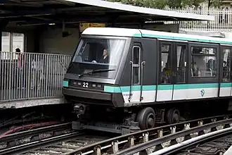 MP 89 CC at Bastille station (2008)