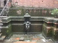Stone tap