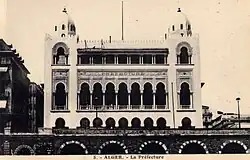 L'hôtel de Préfecture (Jules Voinot, 1908) in Algiers