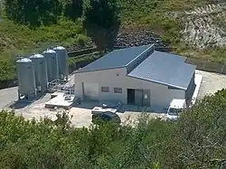 Pumping station below the dam, north side