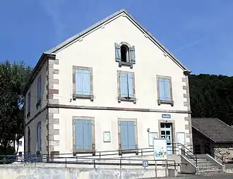 The town hall in Amage