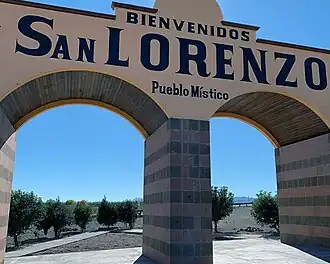 Welcome to San Lorenzo sign