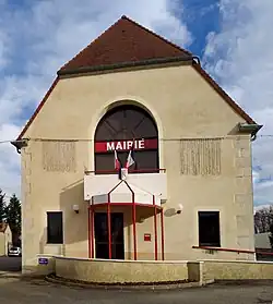 The town hall in Asnans-Beauvoisin
