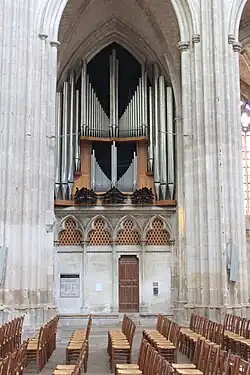 Grand organ