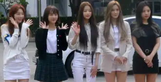 Bvndit in May 2019 From left to right: Yiyeon, Jungwoo, Seungeun, Simyeong and Songhee
