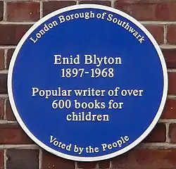 Enid Blyton blue plaque, 352&nbsp;Lordship&nbsp;Lane