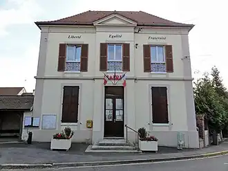 The town hall of Bouqueval