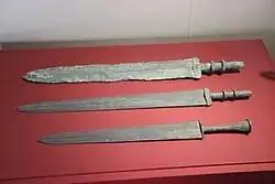 Bronze swords (Jian), Qin Palace