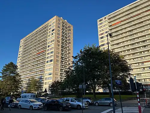 Jupiter-Mercure and Orion-Sirius residences in the Mutsaard district