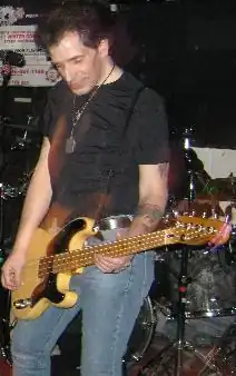 Buz Verno performing at The Nursery NYC Reunion All Star Jam on May 14, 2011