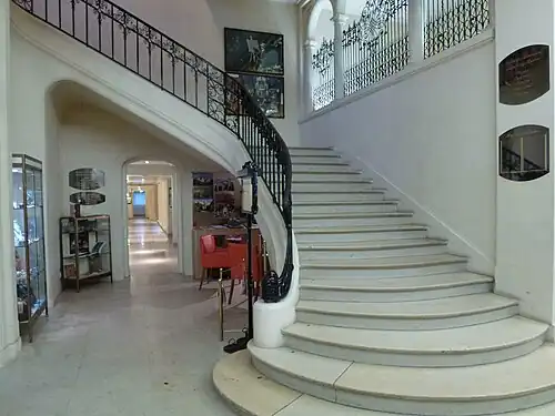 Grand staircase