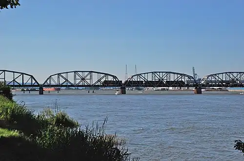 A train crossing the fixed-span section