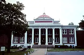 Crittenden County Courthouse in Marion
