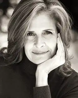 Photograph of Dana Gluckstein