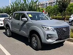 Dongfeng Rich 7 front end