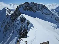Dufourspitze (mountain massif in the middle), Zumsteinspitze (in the background left)