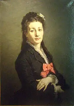 Femme au noeud