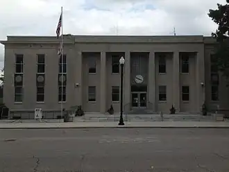 Franklin County Courthouse in Russellville