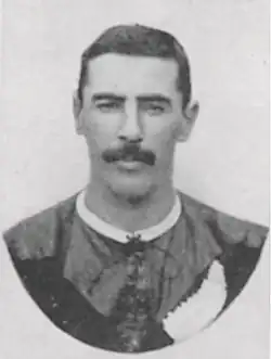 George A. Gillett part of the 1908 carnival team was also an All Black (Rugby Union) and then Kiwi (Rugby League) attributed his kicking game to Australian rules[31]