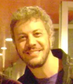 Guilherme Weber Tony