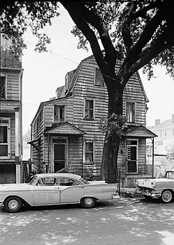 The Hampton Lillibridge House stood at 312 East Bryan Street, but has since been demolished