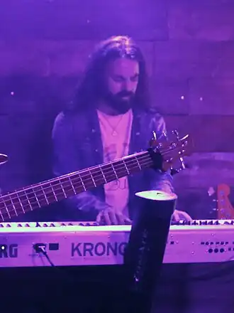 Hayley Griffiths Band live at The Portland Arms, Cambridge (48690082283) (cropped).jpg