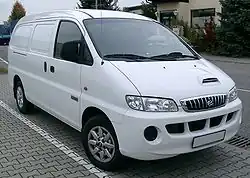 Hyundai H-1 van front (first facelift)