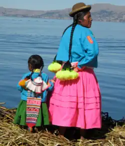 An Indigenous mother and daughter from the Urus islands.