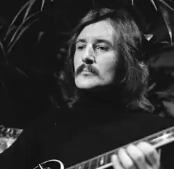 Jan Akkerman - TopPop 1974 07.png