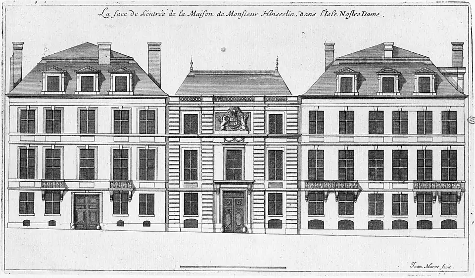 River facade of the Hôtel Hesselin (three-bay central pavilion and six-bay façade on the right)