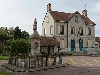 The town hall in Diant
