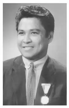 "Mahnee" Cabase, Manny Cabase