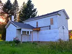 House under restoration in 2015