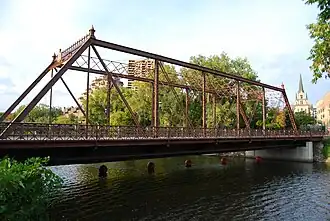 Side view, from Nicollet Island