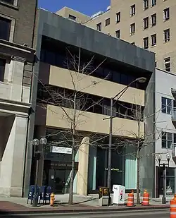 37-41 North High (non-contributing)