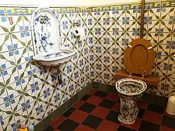 Toilet in Delftware style