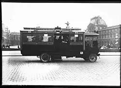 Motorized Omnibus on Place du Carrousel, 1910