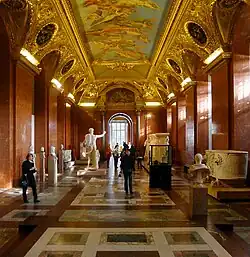 Salle d'Auguste (originally Salle des Empereurs)[8]