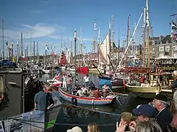 Festival du chant de marin, sea songs festival in Paimpol