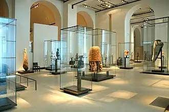 The Pavillon des Sessions's display of non-Western art from the Musée du Quai Branly, opened in 2000