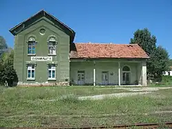 Pločnik train station