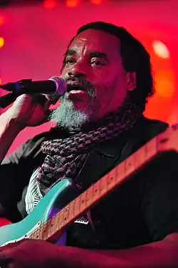 Willis performing in 2015