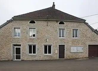 The town hall in Pont-d'Héry