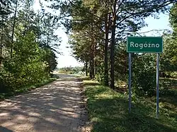 Rogóźno road sign
