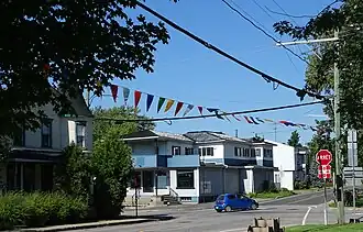 Intersection with Routes 218 in Sainte-Agathe-de-Lotbinière.