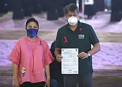 Pangilinan filing his COC with Robredo