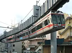 A 5000 series train in August 2008